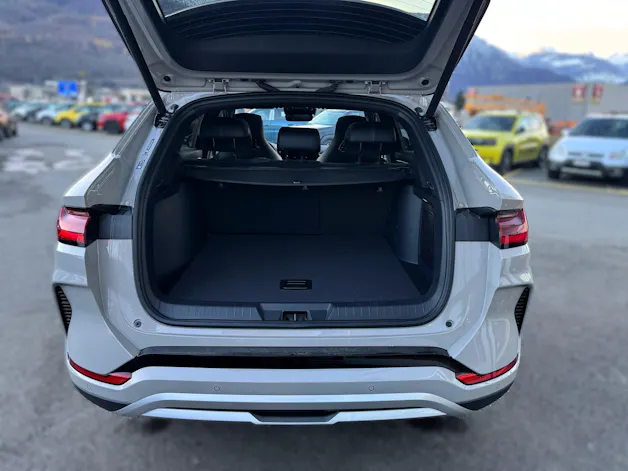 BYD Seal U DM-i Design AWD
