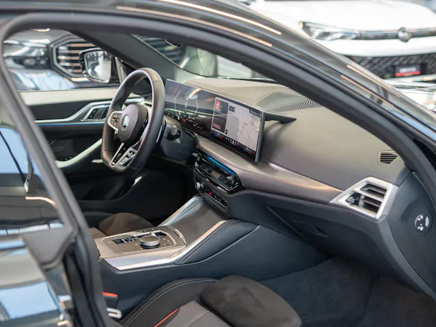 BMW 430i xDrive M Sport Gran Coupé / LCI /Glasdach / Rückfahrkamera /