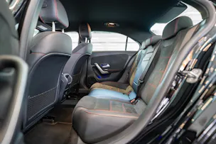 MERCEDES-BENZ A 200 AMG Line Limousine / Facelift / Rückfahrkamera / Ambientebeleuchtung