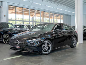MERCEDES-BENZ A 200 AMG Line Limousine / Facelift / Rückfahrkamera / Ambientebeleuchtung