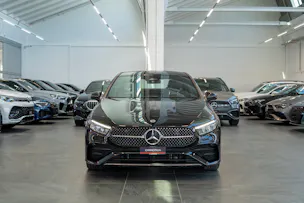 MERCEDES-BENZ A 200 AMG Line Limousine / Facelift / Rückfahrkamera / Ambientebeleuchtung