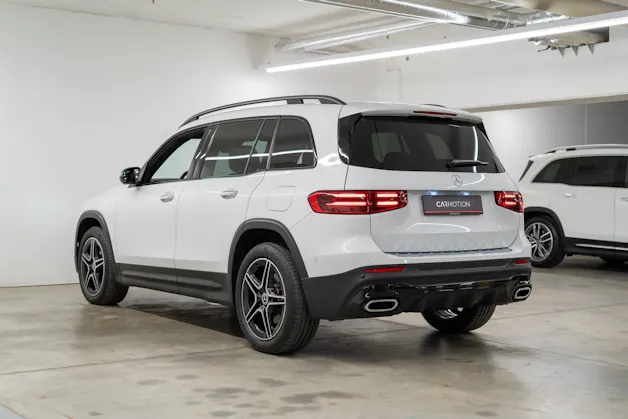 MERCEDES-BENZ GLB 250 AMG Line 4matic*Facelift*360°Kamera*Burmester*El.Sitze*