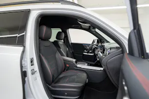 MERCEDES-BENZ GLB 250 AMG Line 4matic*Facelift*360°Kamera*Burmester*El.Sitze*