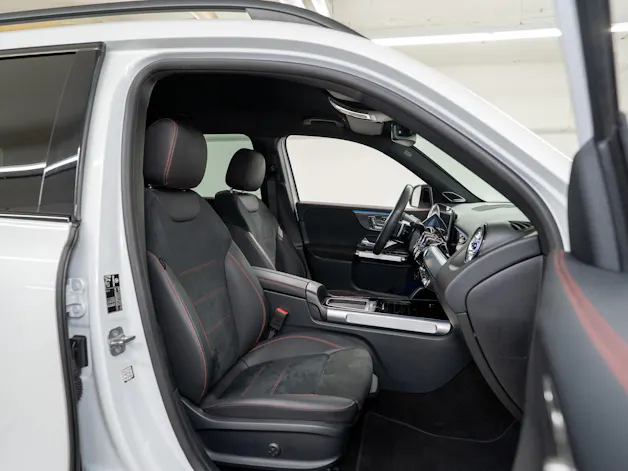 MERCEDES-BENZ GLB 250 AMG Line 4matic*Facelift*360°Kamera*Burmester*El.Sitze*