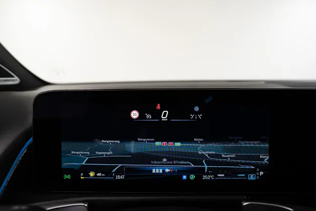 MERCEDES-BENZ GLB 250 AMG Line 4matic*Facelift*360°Kamera*Burmester*El.Sitze*
