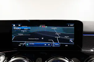 MERCEDES-BENZ GLB 250 AMG Line 4matic*Facelift*360°Kamera*Burmester*El.Sitze*