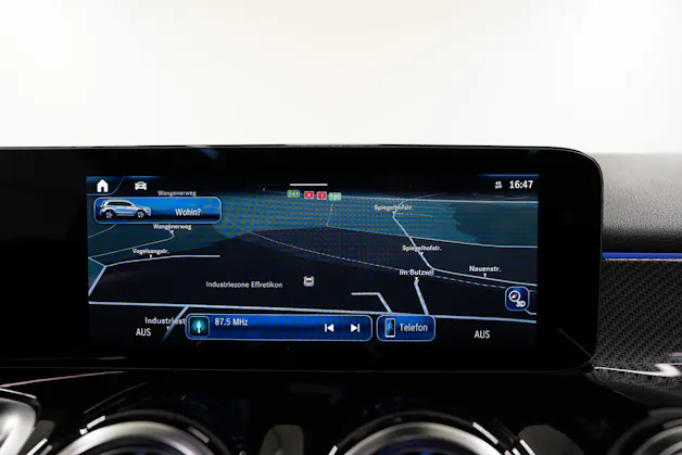 MERCEDES-BENZ GLB 250 AMG Line 4matic*Facelift*360°Kamera*Burmester*El.Sitze*