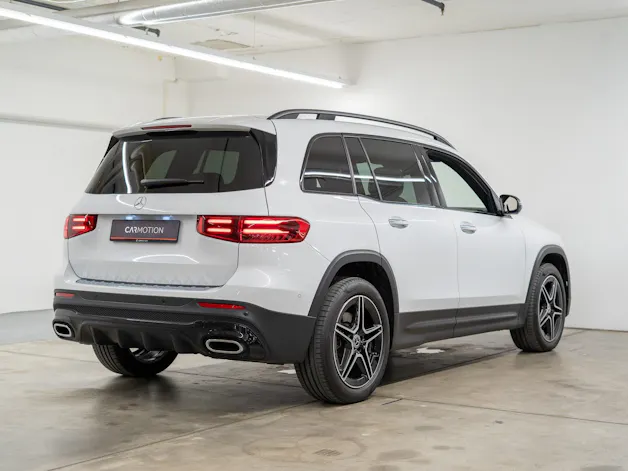 MERCEDES-BENZ GLB 250 AMG Line 4matic*Facelift*360°Kamera*Burmester*El.Sitze*