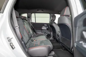 MERCEDES-BENZ GLB 250 AMG Line 4matic*Facelift*360°Kamera*Burmester*El.Sitze*