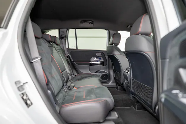 MERCEDES-BENZ GLB 250 AMG Line 4matic*Facelift*360°Kamera*Burmester*El.Sitze*