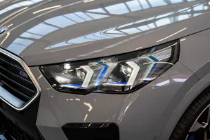 BMW X2 M35i / Iconic Glow / Head-Up / AHK