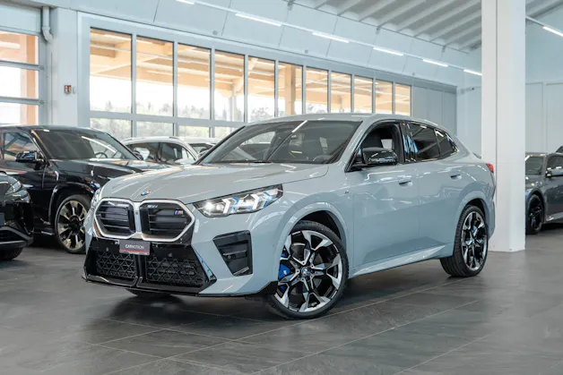 BMW X2 M35i / Iconic Glow / Head-Up / AHK