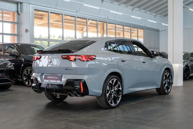 BMW X2 M35i / Iconic Glow / Head-Up / AHK