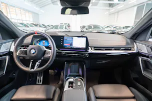 BMW X2 M35i / Iconic Glow / Head-Up / AHK