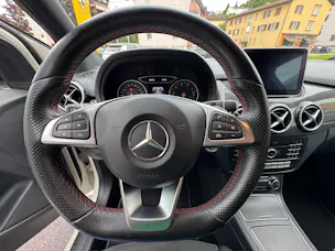 MERCEDES-BENZ B 250 AMG Line 7G-DCT