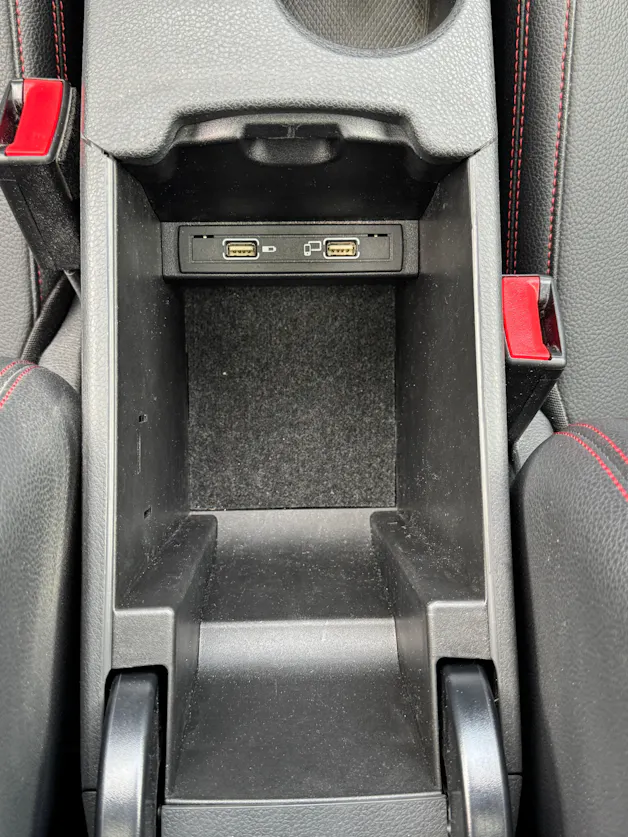 MERCEDES-BENZ B 250 AMG Line 7G-DCT