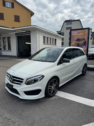 MERCEDES-BENZ B 250 AMG Line 7G-DCT