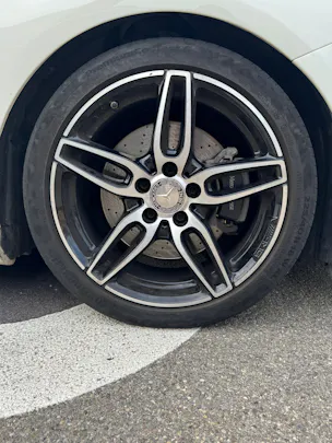 MERCEDES-BENZ B 250 AMG Line 7G-DCT