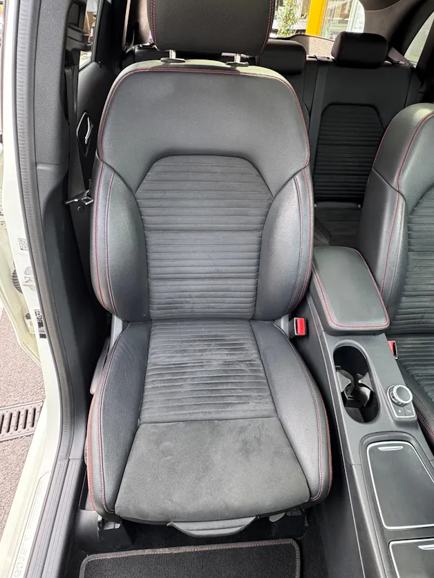 MERCEDES-BENZ B 250 AMG Line 7G-DCT