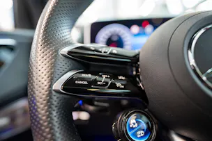 MERCEDES-BENZ GLC 43 AMG 4matic / Panorama / Performance Auspuff / 360°Kamera