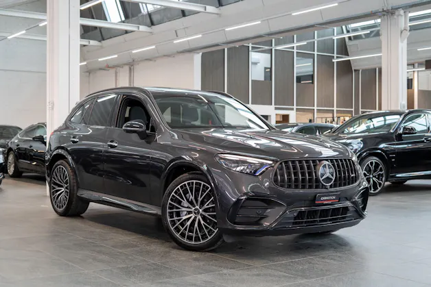 MERCEDES-BENZ GLC 43 AMG 4matic / Panorama / Performance Auspuff / 360°Kamera