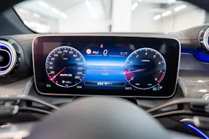 MERCEDES-BENZ GLC 43 AMG 4matic / Panorama / Performance Auspuff / 360°Kamera