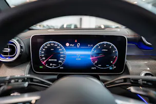 MERCEDES-BENZ GLC 43 AMG 4matic / Panorama / Performance Auspuff / 360°Kamera