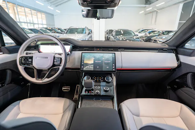 Land Rover Range Rover Sport 4.4 V8 First Edition / Fond-Entertainment / 360°Kamera /