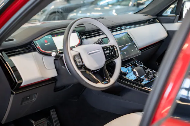 Land Rover Range Rover Sport 4.4 V8 First Edition / Fond-Entertainment / 360°Kamera /