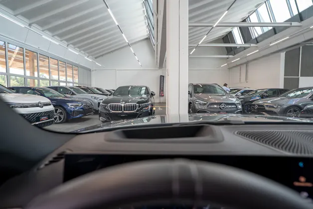 BMW 230i Coupé M Sport / LCI / 360°Kamera / el.Sitze