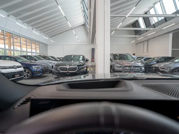BMW 230i Coupé M Sport / LCI / 360°Kamera / el.Sitze