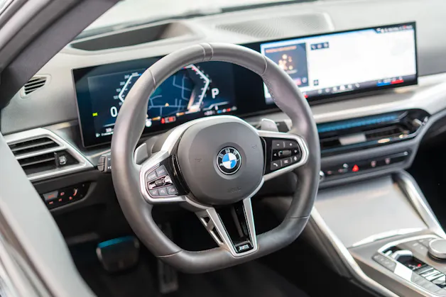 BMW 230i Coupé M Sport / LCI / 360°Kamera / el.Sitze