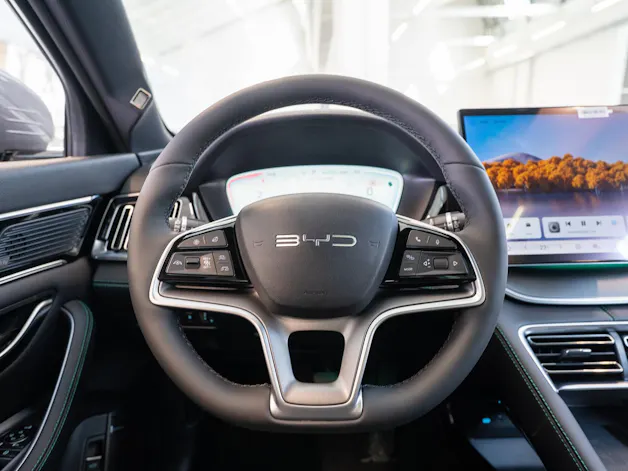 BYD Seal U DM-i Boost / Panorama / Head-Up Display / 360° Kamera
