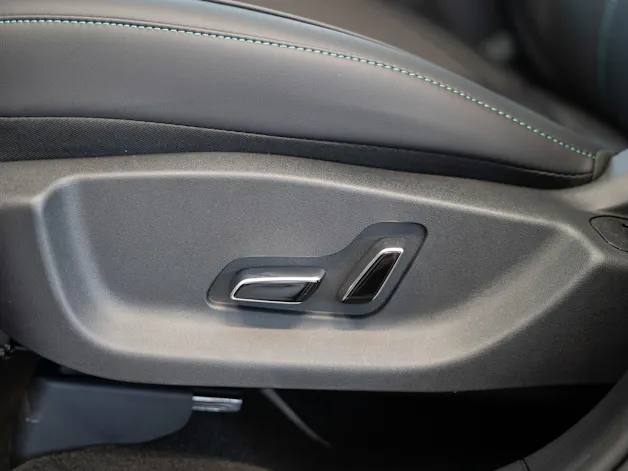 BYD Seal U DM-i Boost / Panorama / Head-Up Display / 360° Kamera