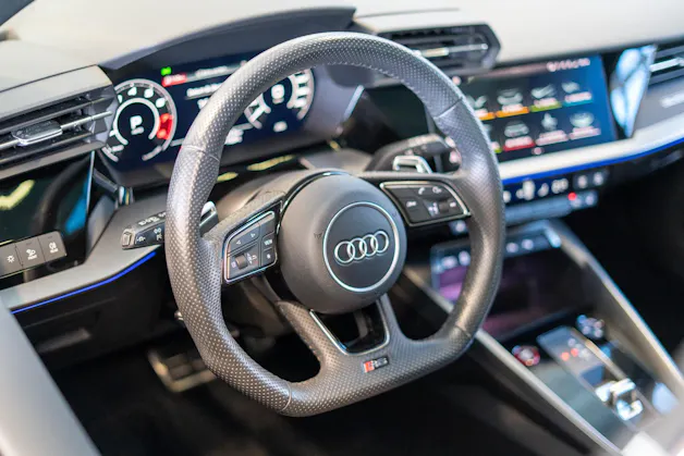 AUDI RS3 Sportback 2.5 TFSI quattro S-Tronic / Panorama / Rückfahrkamera