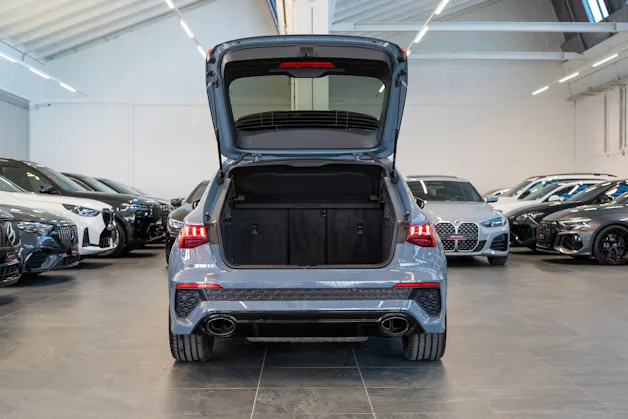 AUDI RS3 Sportback 2.5 TFSI quattro S-Tronic / Panorama / Rückfahrkamera