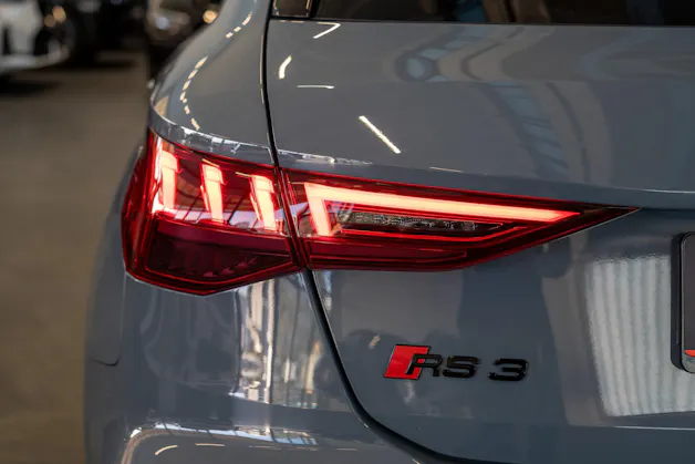 AUDI RS3 Sportback 2.5 TFSI quattro S-Tronic / Panorama / Rückfahrkamera
