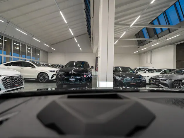 BMW M235i xDrive Gran Coupé / 360° Kamera / el.Sitze / HeadUp