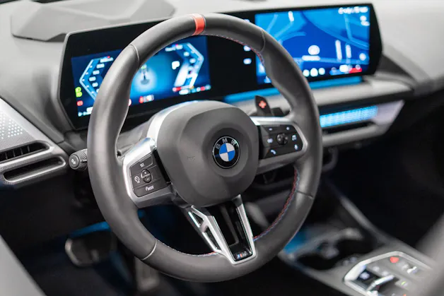 BMW M235i xDrive Gran Coupé / 360° Kamera / el.Sitze / HeadUp