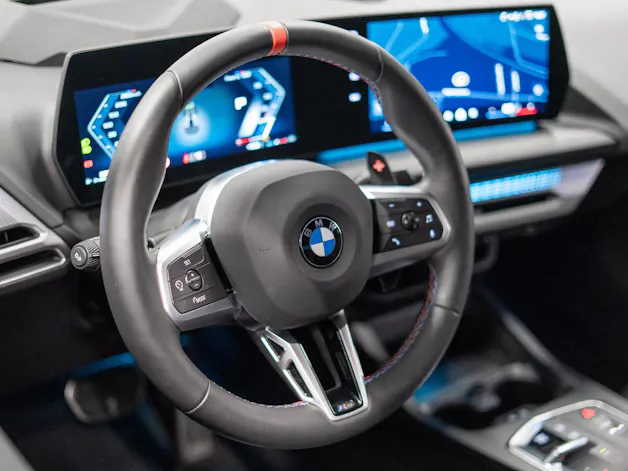 BMW M235i xDrive Gran Coupé / 360° Kamera / el.Sitze / HeadUp