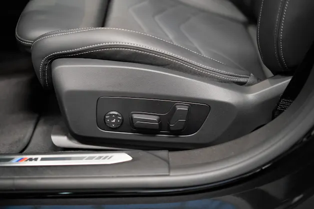 BMW M235i xDrive Gran Coupé / 360° Kamera / el.Sitze / HeadUp