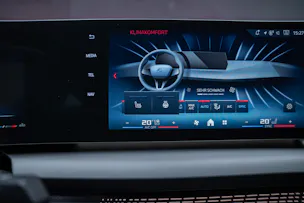 BMW M235i xDrive Gran Coupé / 360° Kamera / el.Sitze / HeadUp