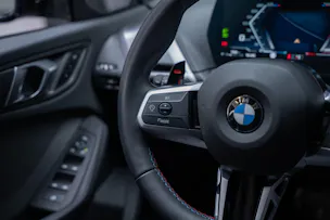 BMW M235i xDrive Gran Coupé / 360° Kamera / el.Sitze / HeadUp
