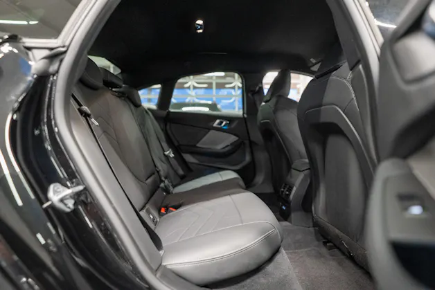 BMW M235i xDrive Gran Coupé / 360° Kamera / el.Sitze / HeadUp