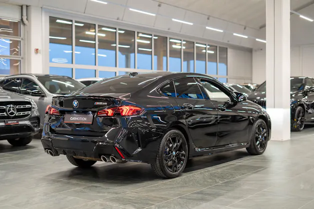 BMW M235i xDrive Gran Coupé / 360° Kamera / el.Sitze / HeadUp
