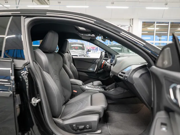 BMW M235i xDrive Gran Coupé / 360° Kamera / el.Sitze / HeadUp
