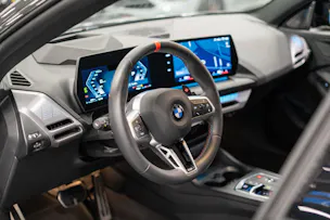 BMW M235i xDrive Gran Coupé / 360° Kamera / el.Sitze / HeadUp