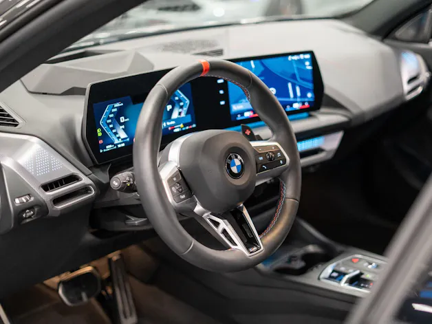 BMW M235i xDrive Gran Coupé / 360° Kamera / el.Sitze / HeadUp