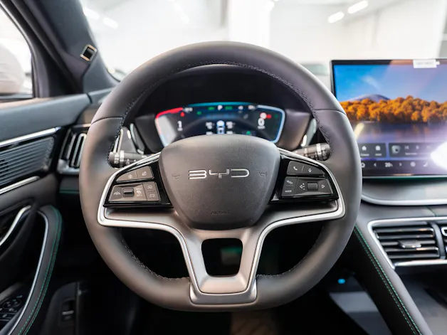 BYD Seal U DM-i Boost / Panorama / Head-Up Display / 360° Kamera