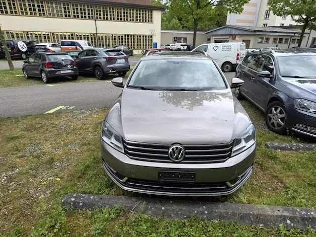 VW PASSAT